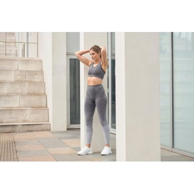 Seamless sports bra